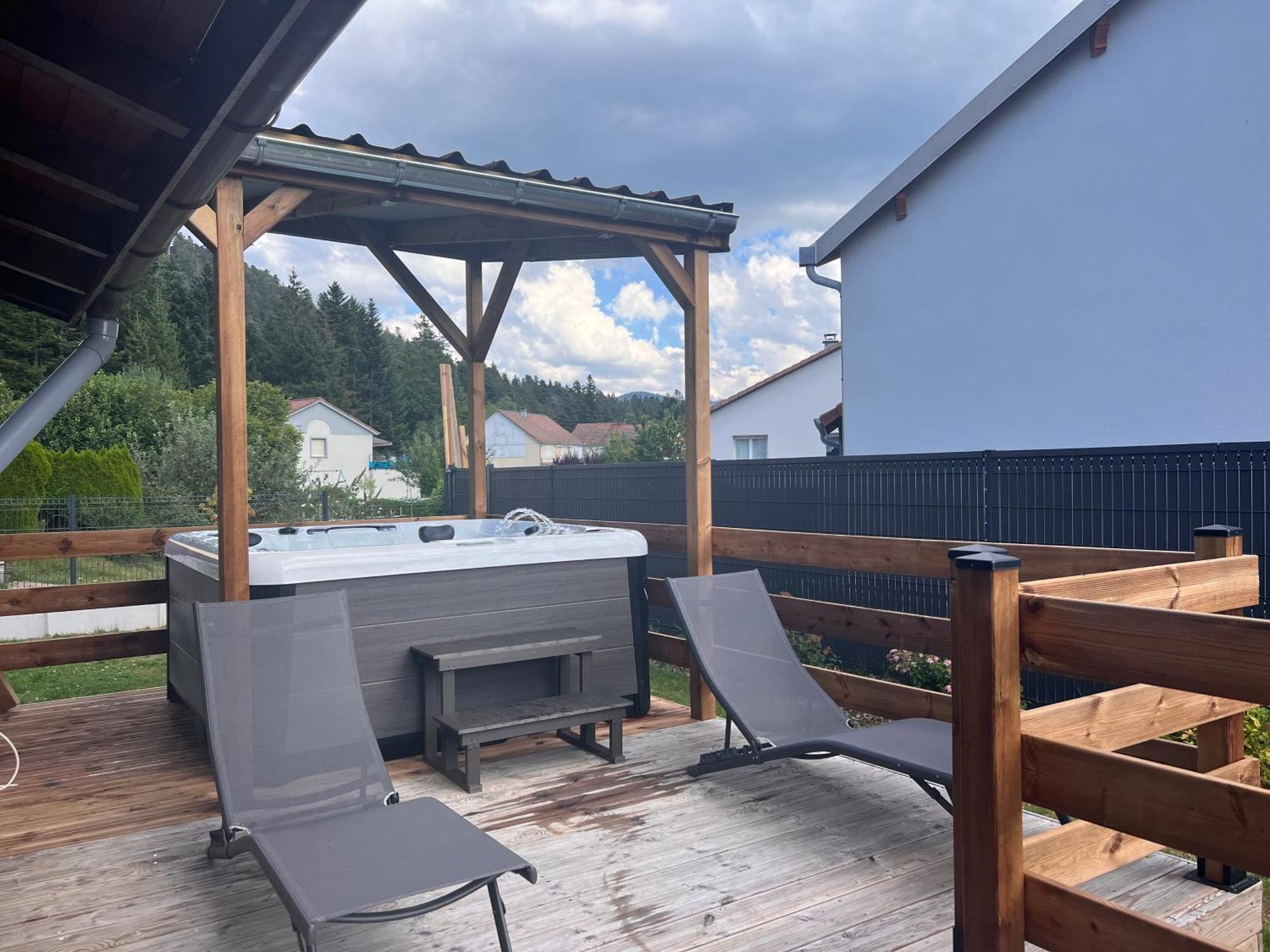 Maison Proche Du Centre De Gerardmer Villa Exterior foto